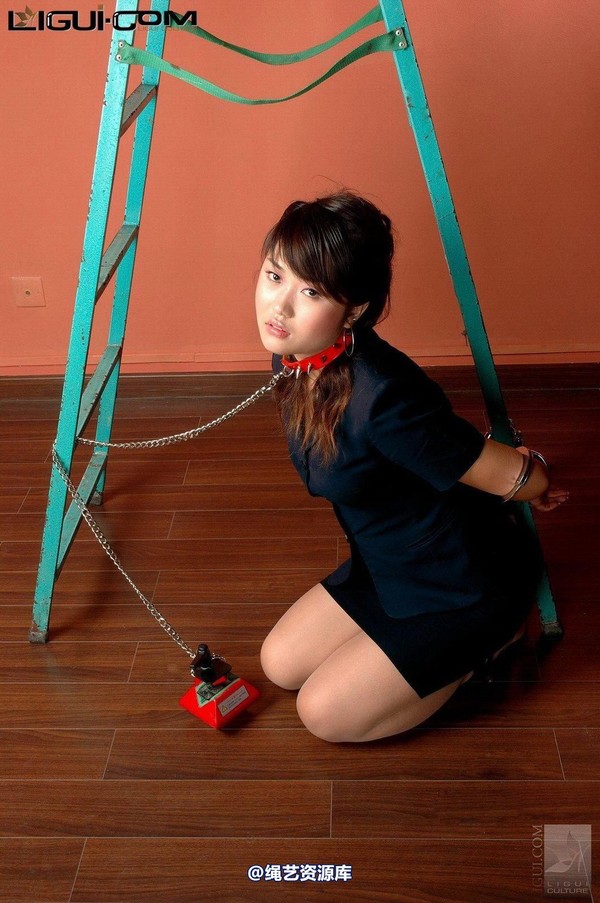 丽柜美束 - 2008-11-07 静华 第 13 张图片
