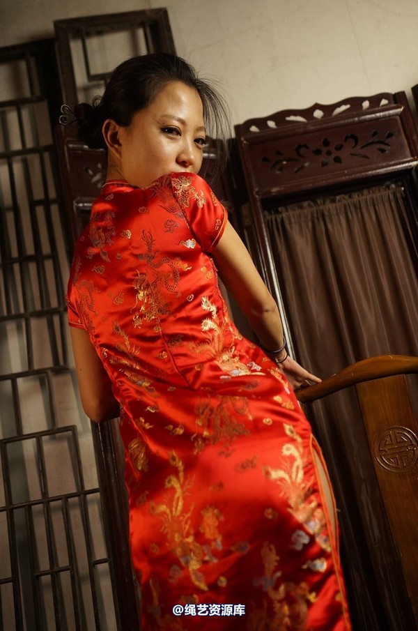 dk13美束馆 - 1.8-欢欢红旗袍b-120P 第 69 张图片