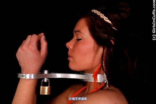 girlsincuffs - gic086 第 13 张图片