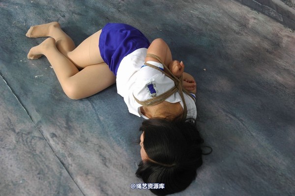 唯美之家 - 小轩制服 第 8 张图片