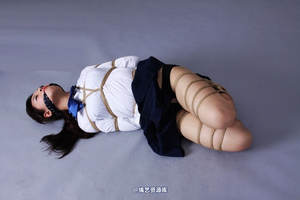神艺缘 - 259-女学生被绑架 第 32 张图片
