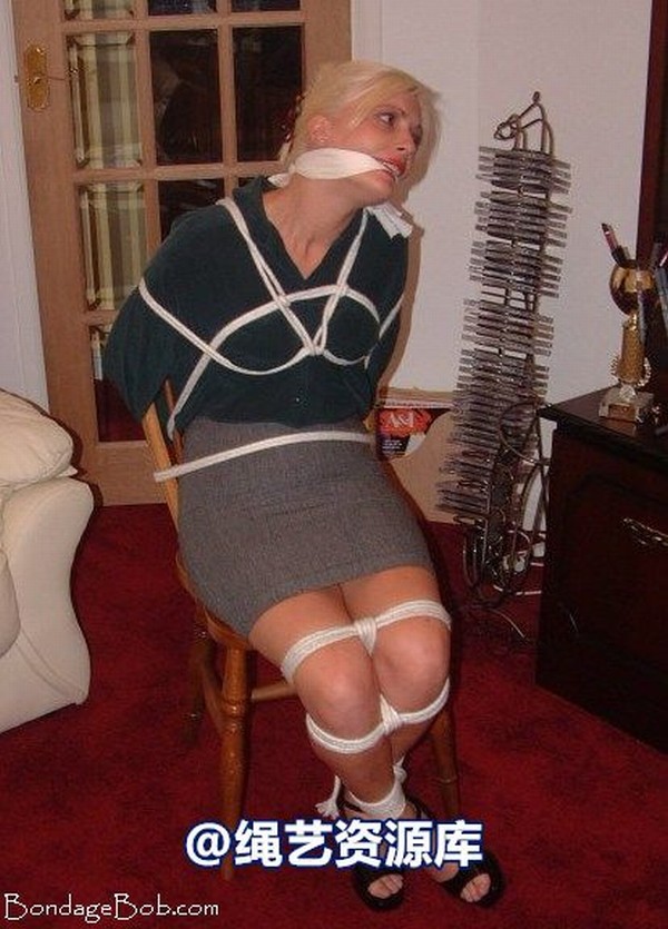 bondagebob - Angelica Vamp Secretary 2 第 9 张图片