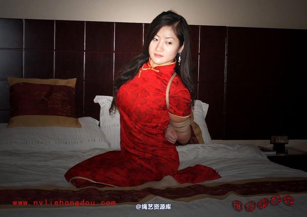 红豆的天空 - 09红豆旗袍装 孤寂的美 第 29 张图片