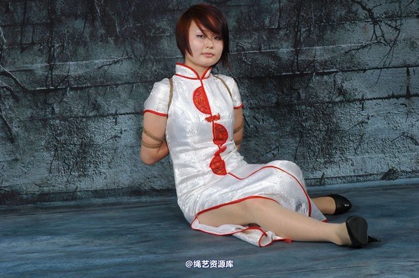 唯美之家 - 桦子白旗袍 第 135 张图片