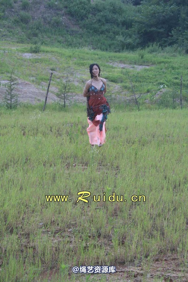 锐度主张 - 20070818第29期 宝宝草地漫舞图片 第 181 张图片