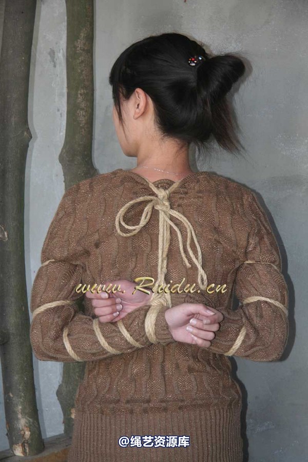 锐度主张 - 2009年第01期捆绑图（2009.1.3）模特：海豚，嫣儿，乐乐，春子 第 68 张图片