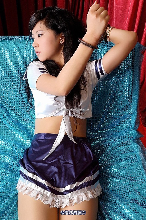 丽柜美束 - 2007-02-07 第 30 张图片