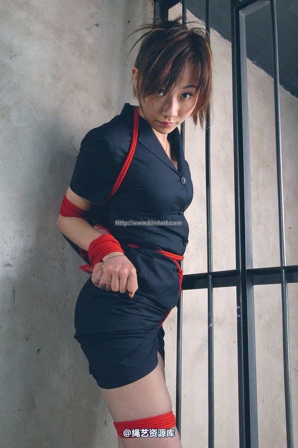 丽柜美束 - 2005-07-05 第 7 张图片