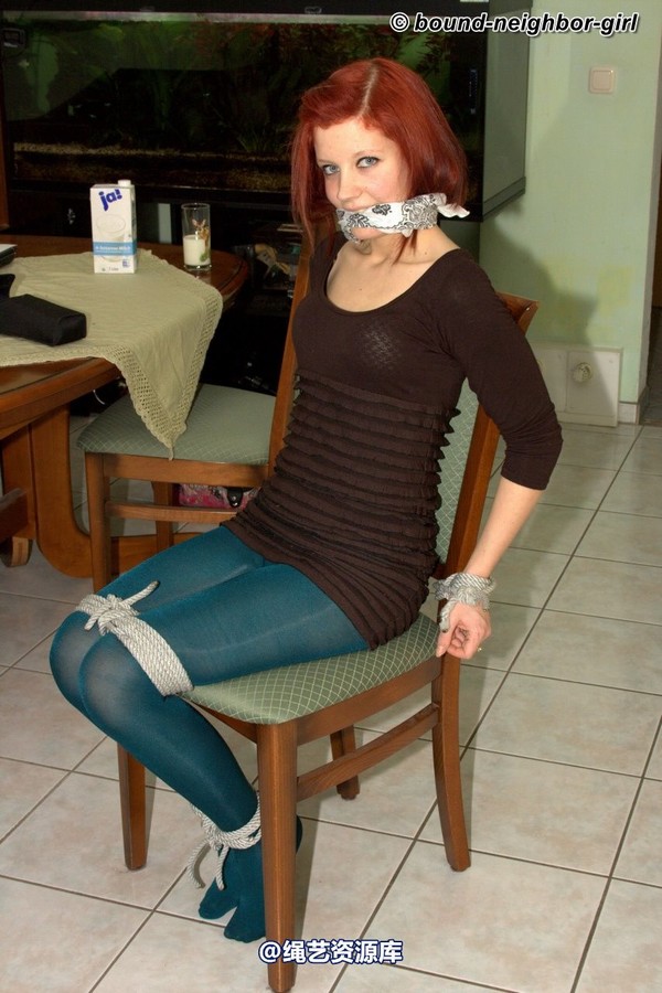bound-neighbor-girl - Melina - Tied at home 2 第 22 张图片