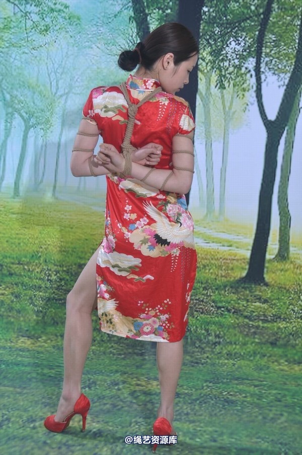 mj影视 - 三大模特争秀1 第 136 张图片