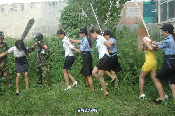 mj影视 - 血的代价执行刑场 失禁战栗2013-08-26 第 174 张图片