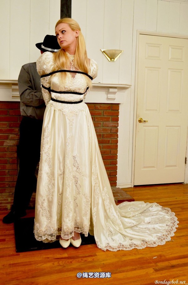 bondagebob - Martina Warren Bride 第 55 张图片