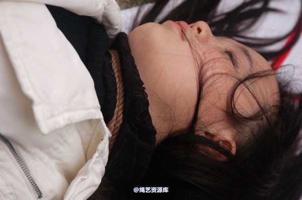 mj影视 - 安娜刑场2013-04-13 第 211 张图片
