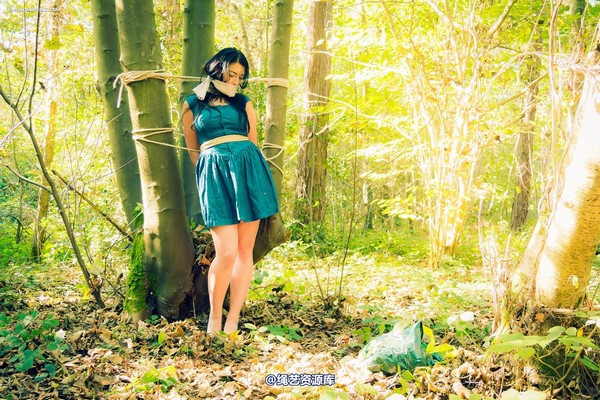 limitedaudience - 2015 stacey von in the forest 2 第 21 张图片