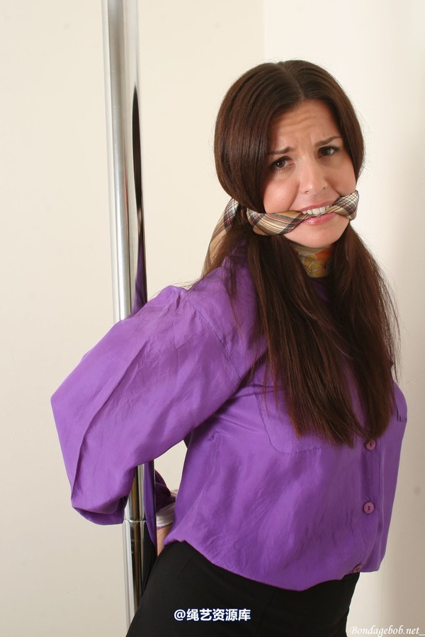 bondagebob - Kobe Lee Gagged! 第 14 张图片