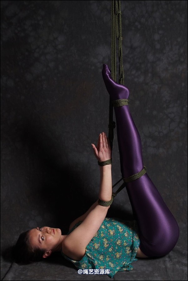 simplytied - Very nice purple tights 第 30 张图片