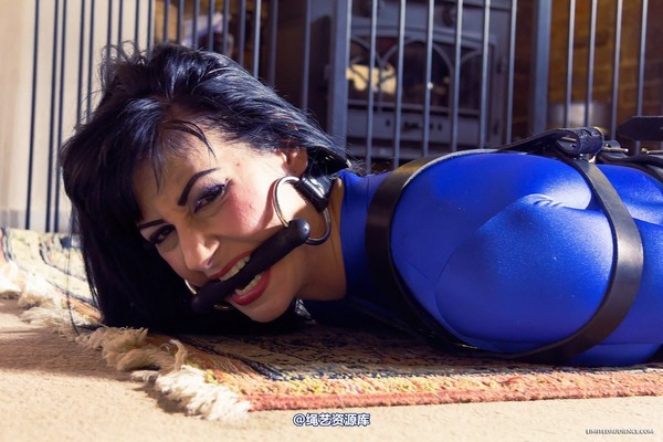 limitedaudience - 2013 nyxon lycra captive 第 22 张图片