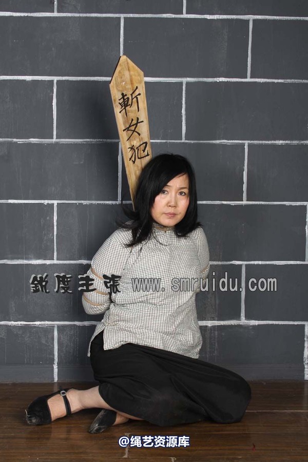 锐度主张 - 监房女犯模特：雨露 第 44 张图片