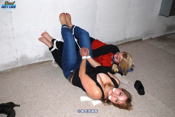 boundhotties - KRISTY LEE & TRIXXY LYNN 第 26 张图片