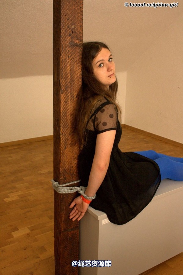bound-neighbor-girl - Guest Romy - For the first time tied up in the office 3 第 10 张图片
