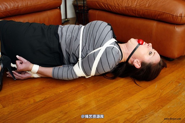 jbroper - Christina Carter 2011-2 第 58 张图片