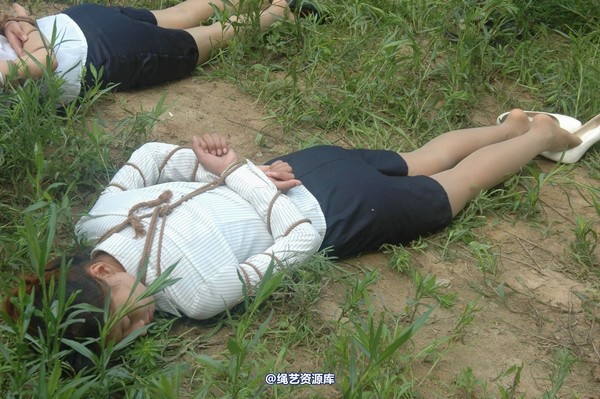 mj影视 - 血的代价执行刑场 失禁战栗2013-08-26 第 97 张图片