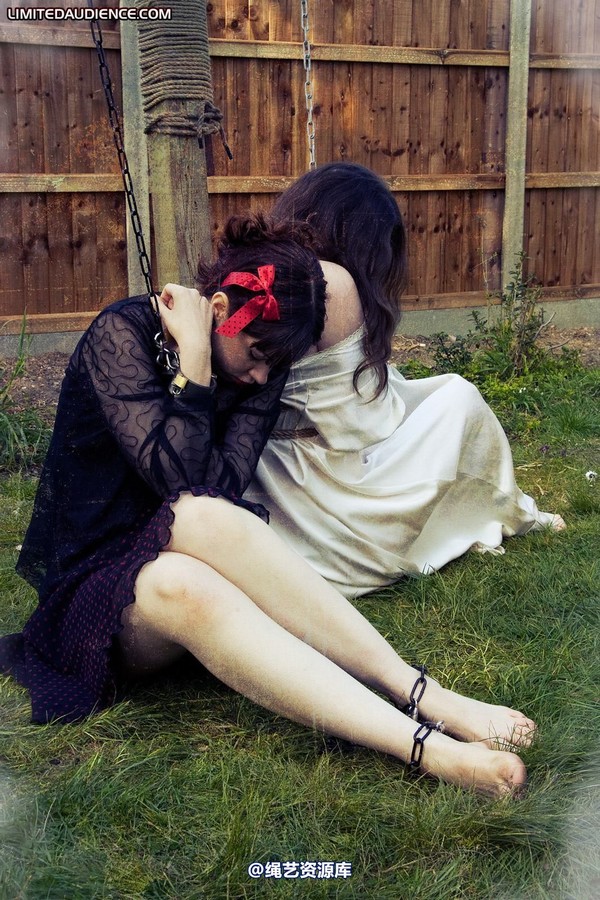 limitedaudience - 2010 catya dominick destruction resting 第 11 张图片