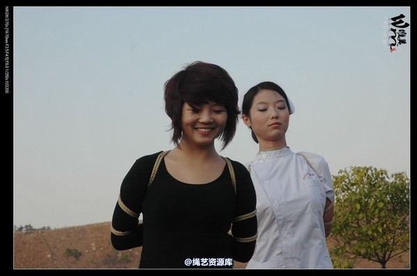 唯美之家 - 2008-11-13外拍(集体) 第 515 张图片