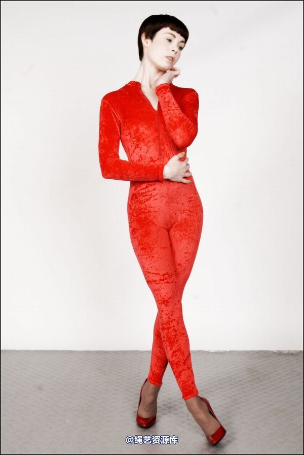 simplytied - Fawnya Red catsuit part 2 第 5 张图片