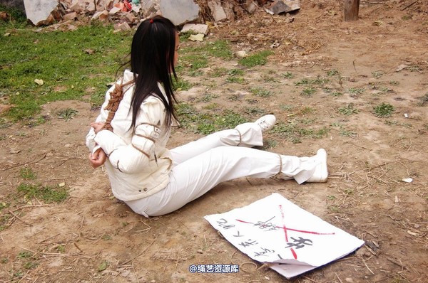 mj影视 - 安娜刑场2013-04-13 第 243 张图片