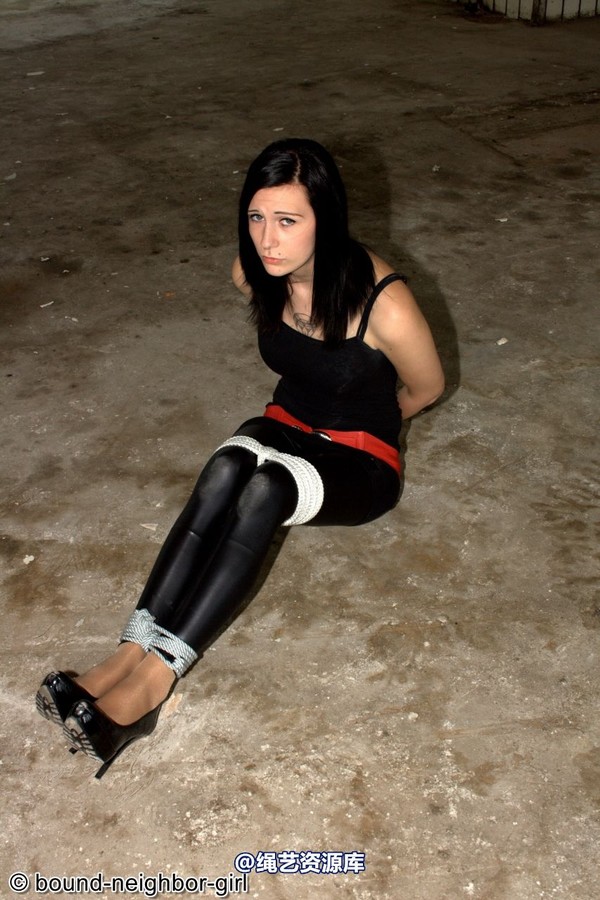 bound-neighbor-girl - Angel - Tied up in the ruins 1 第 19 张图片