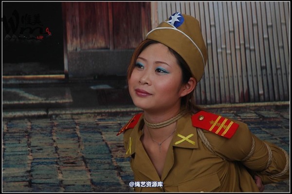 唯美之家 - 08-05-07新模特二 第 327 张图片