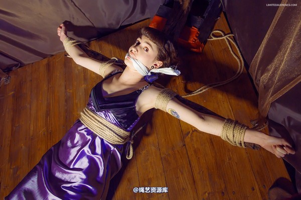 limitedaudience - 2014 fay on a cross 2 第 13 张图片