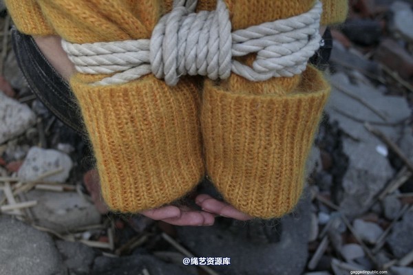 gaggedinpublic - gip006 第 34 张图片