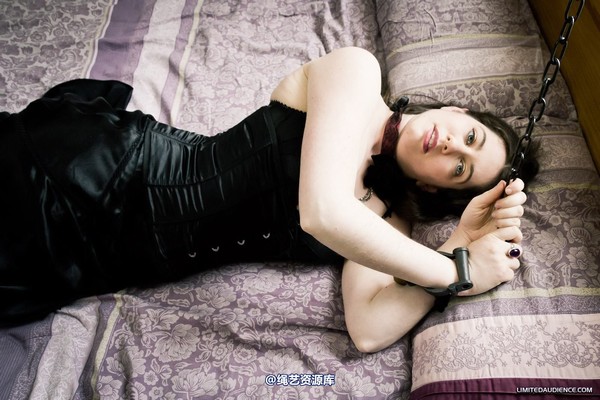 limitedaudience - 2012 catya chained to bed 2 第 6 张图片