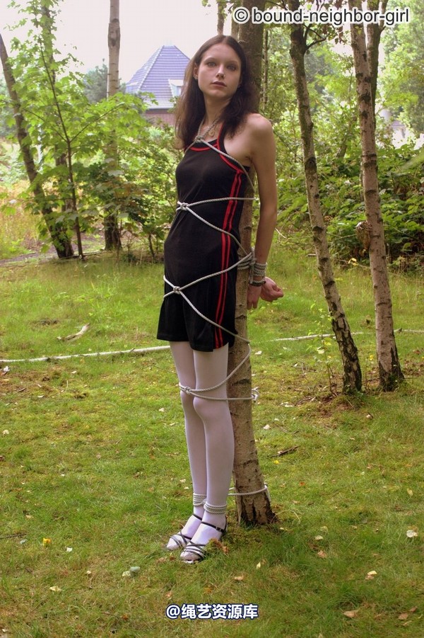bound-neighbor-girl - Tanja - Tied up in the forest 2 第 37 张图片