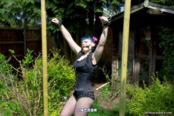 limitedaudience - 2010 raevan punished 第 26 张图片