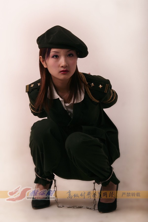 雅俗阁 - 20060407雪儿警服 第 52 张图片
