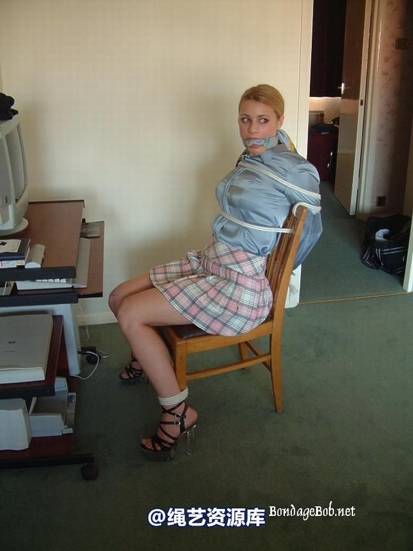 bondagebob - Linda Murray Bondage Devil strikes again 2 第 3 张图片