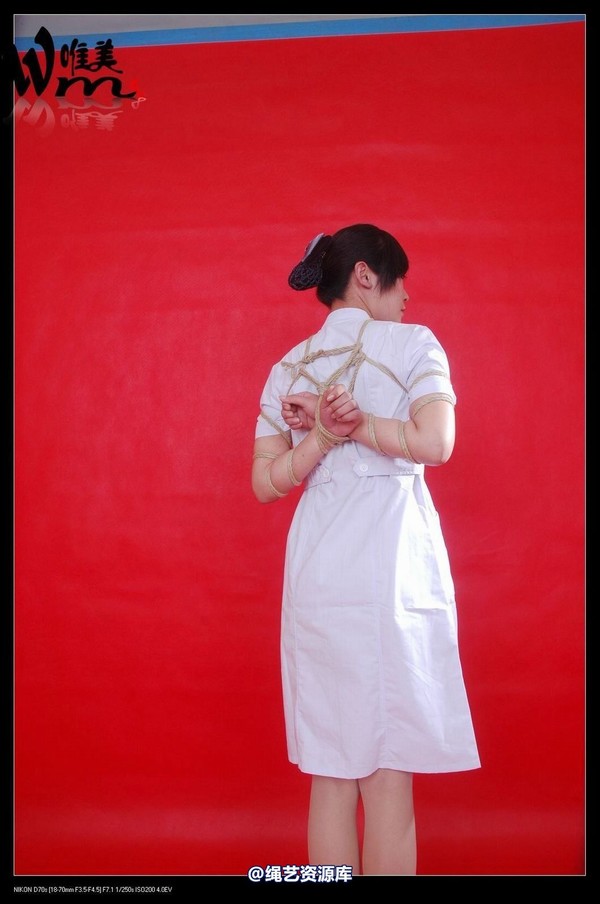 唯美之家 - 20081109琪琪护士装 第 25 张图片