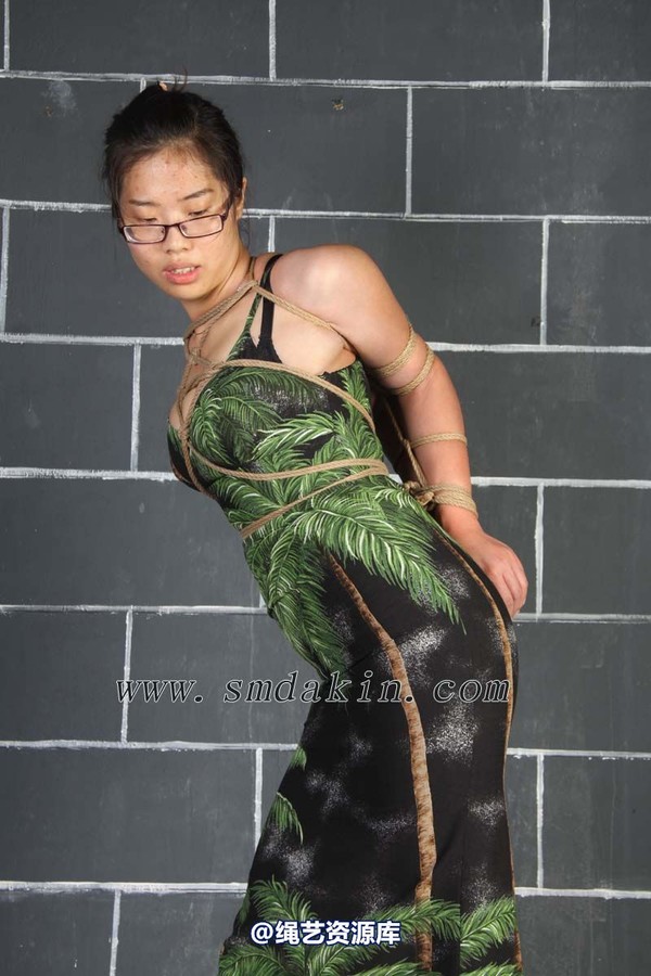 锐度主张 - 紧缚的椰子树模特：楚灵 第 39 张图片