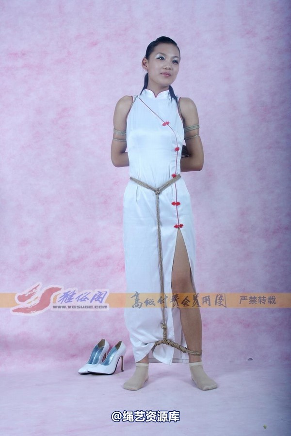 雅俗阁 - 20070804雅宁白旗袍 第 24 张图片