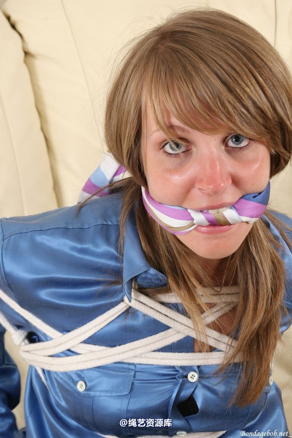 bondagebob - Sapphire Blu Hogtied 第 37 张图片
