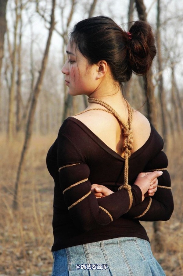 mj影视 - 2013-3-4陈沫踏青 黑丝美女最终的不归路 第 383 张图片