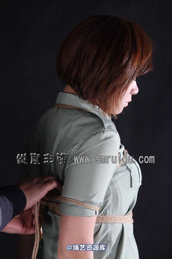 锐度主张 - 瑶瑶军服捆绑 第 19 张图片