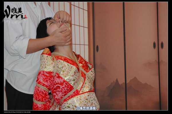 唯美之家 - 08-05-29盈盈汉服-护士装 第 187 张图片