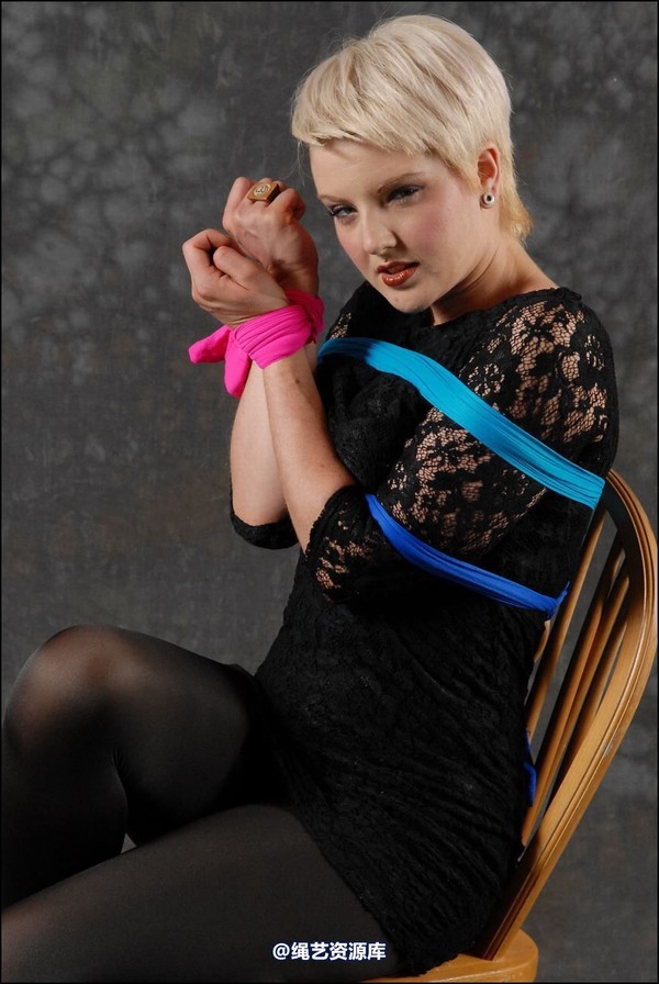 simplytied - Fun with coloured tights 第 7 张图片