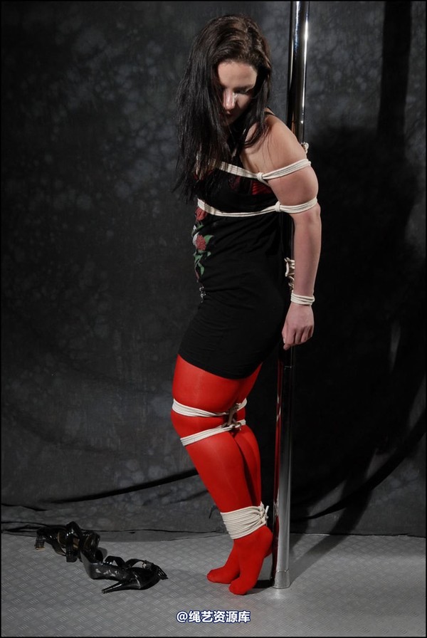 simplytied - Red on pole 第 30 张图片