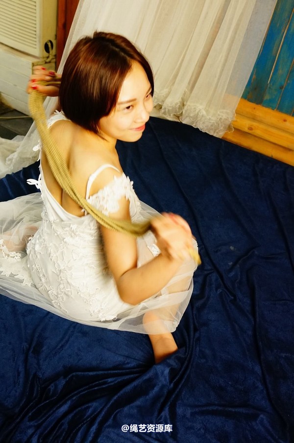 dk13美束馆 - 9.16-小仙儿白婚纱-B130P 第 32 张图片