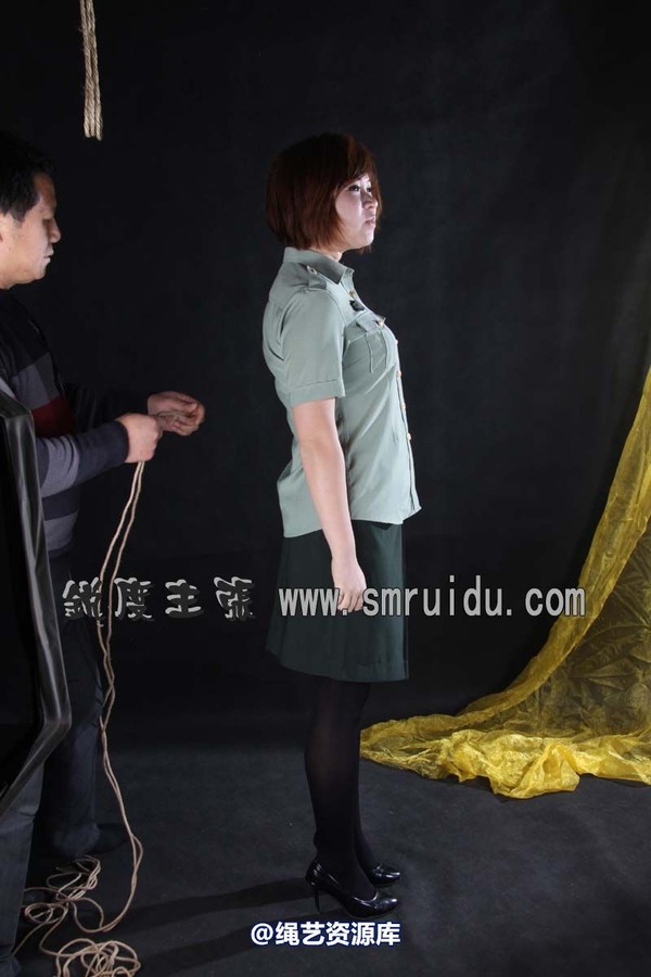 锐度主张 - 瑶瑶军服捆绑 第 45 张图片